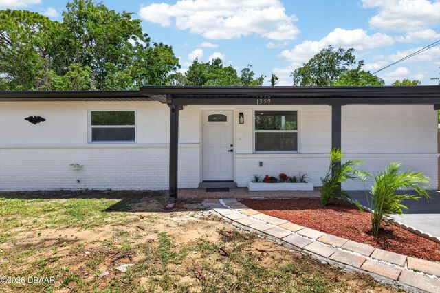 1359 Wright Street, Daytona Beach, FL 32117