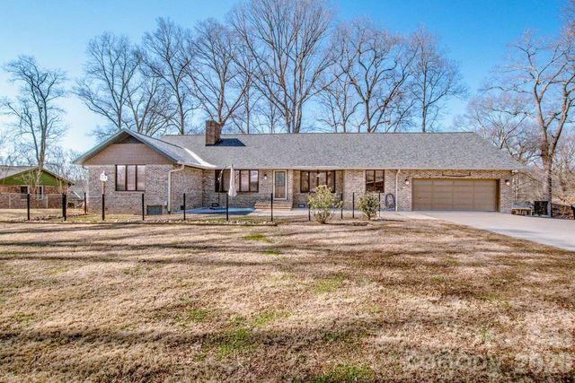 114 Old Mine Road, Mount Holly, NC 28120