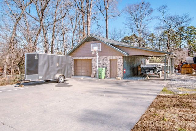 114 Old Mine Road, Mount Holly, NC 28120