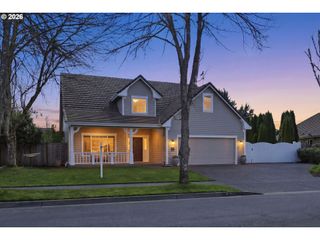 3424 SUSSEX St, Eugene, OR 97401