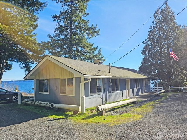 121 Bay View Avenue, Brinnon, WA 98320