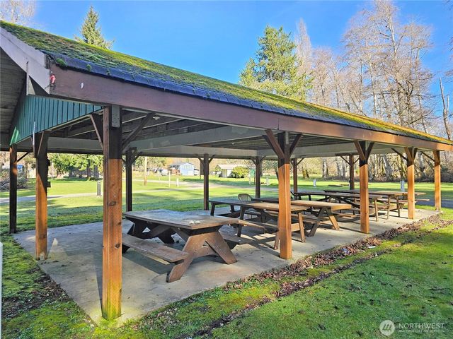 121 Bay View Avenue, Brinnon, WA 98320