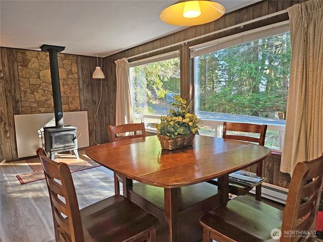 121 Bay View Avenue, Brinnon, WA 98320