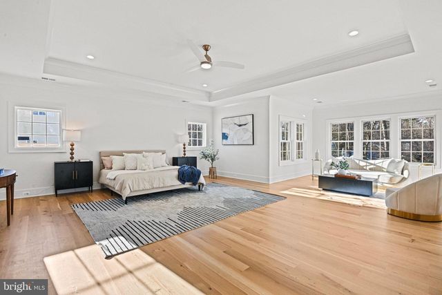 901 ECHOLS ST SE, Vienna, VA 22180