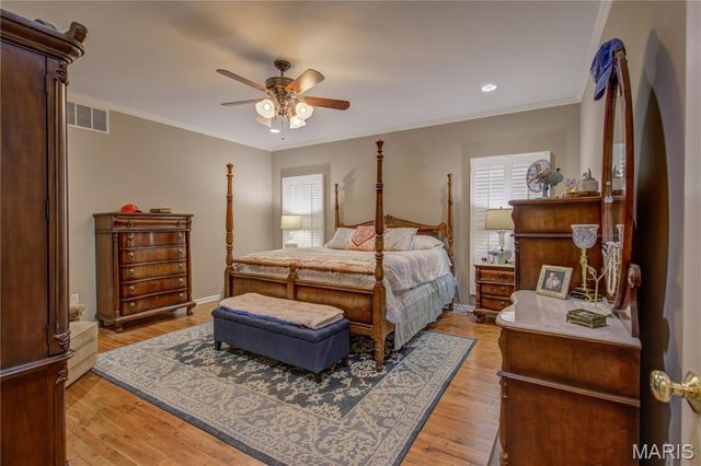 504 Thornwood Ave, Sikeston, MO 63801