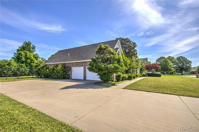 504 Thornwood Ave, Sikeston, MO 63801