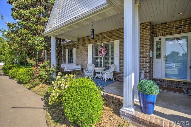 504 Thornwood Ave, Sikeston, MO 63801