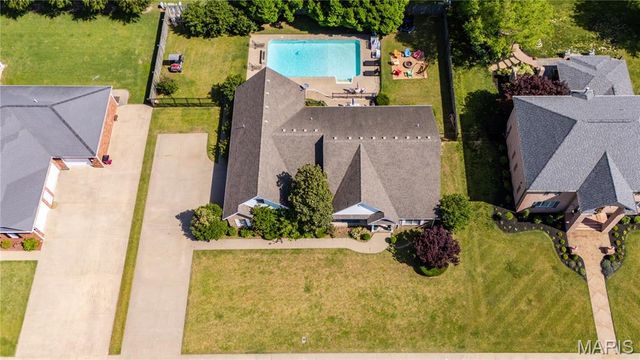 504 Thornwood Ave, Sikeston, MO 63801