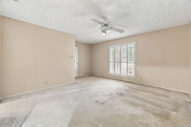 1800 SHADOW PARK ST, San Antonio, TX 78232
