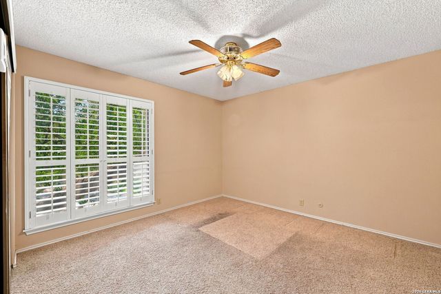 1800 SHADOW PARK ST, San Antonio, TX 78232