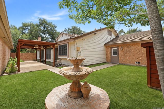 1800 SHADOW PARK ST, San Antonio, TX 78232