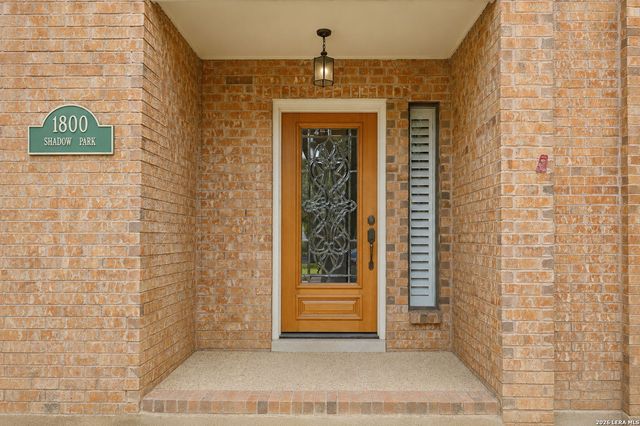 1800 SHADOW PARK ST, San Antonio, TX 78232