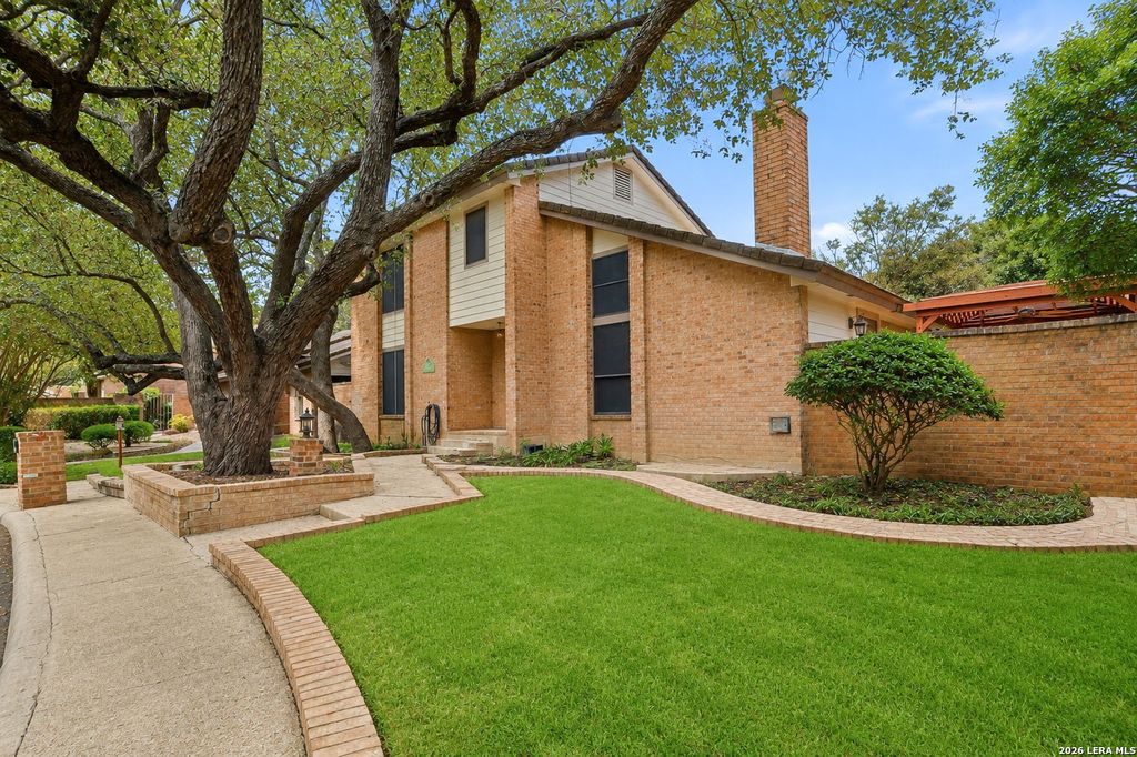 1800 SHADOW PARK ST, San Antonio, TX 78232