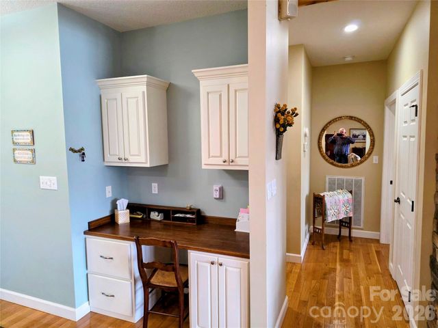 254 Ray Mine Road, Burnsville, NC 28714