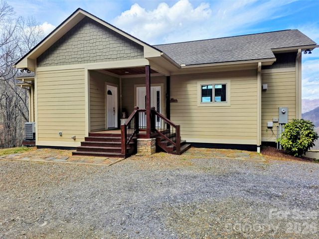 254 Ray Mine Road, Burnsville, NC 28714