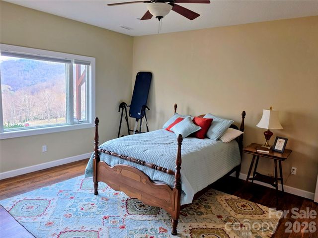 254 Ray Mine Road, Burnsville, NC 28714