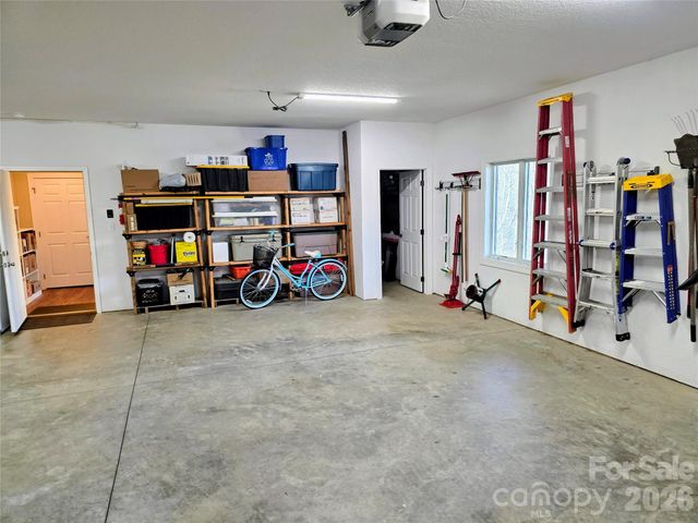 254 Ray Mine Road, Burnsville, NC 28714