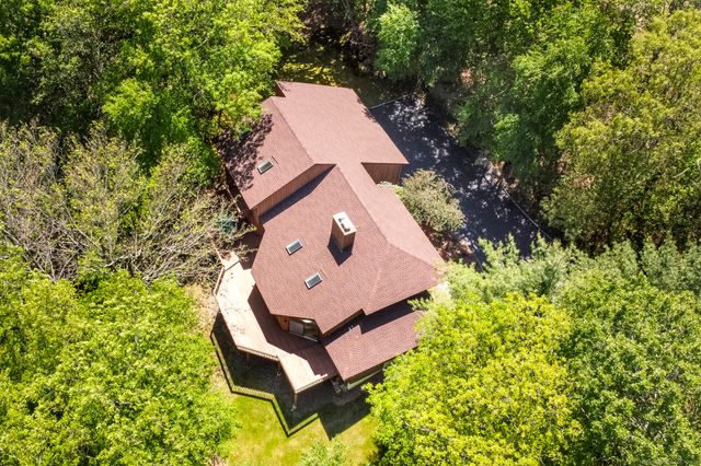 17 Walker Lane, Weston, CT 06883