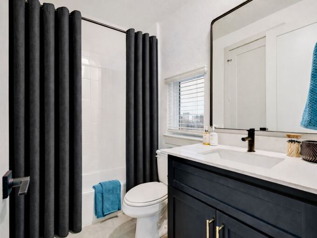 2651 Carmelita Street, Dallas, TX 75212