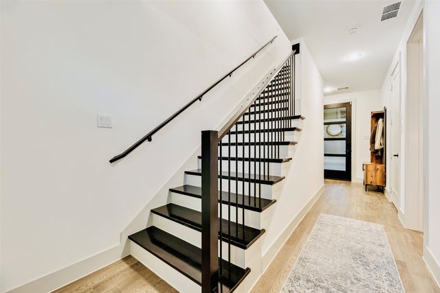 2651 Carmelita Street, Dallas, TX 75212