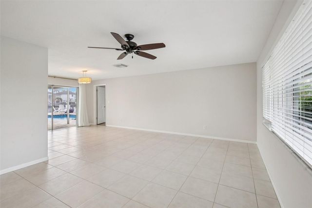 2180 DOLPHIN BOULEVARD S, St Petersburg, FL 33707