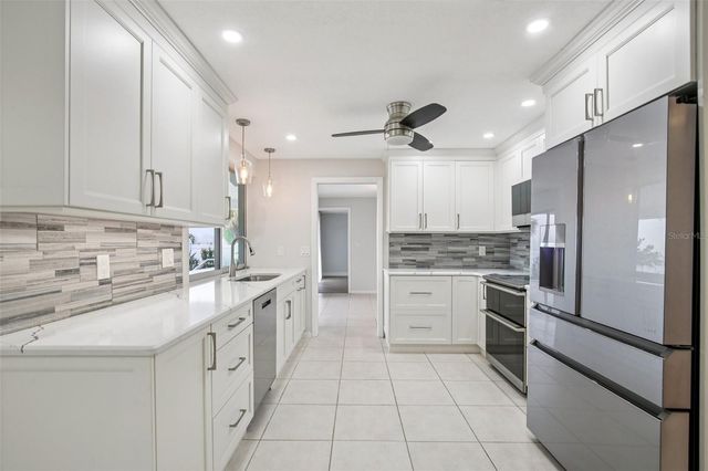 2180 DOLPHIN BOULEVARD S, St Petersburg, FL 33707