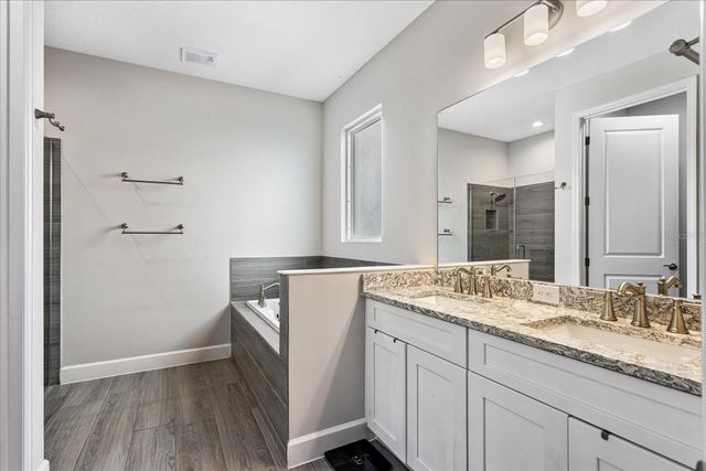 264 LADY ALICE DRIVE, Davenport, FL 33897