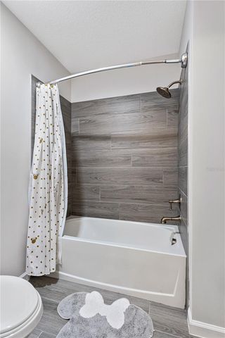 264 LADY ALICE DRIVE, Davenport, FL 33897