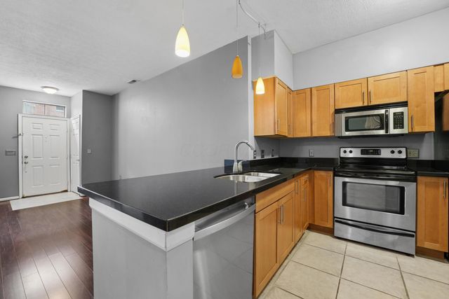 47 Victorian Gate Way, Columbus, OH 43215