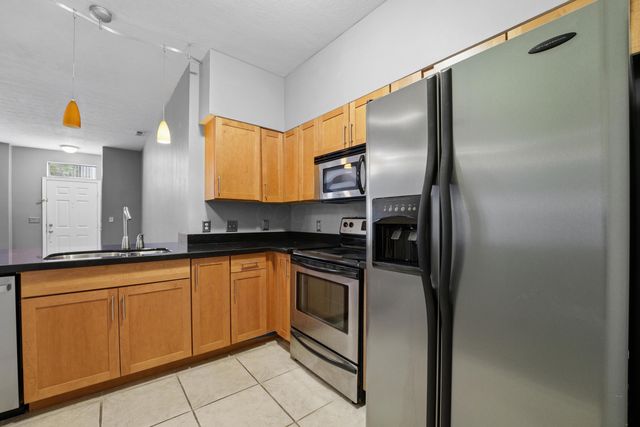 47 Victorian Gate Way, Columbus, OH 43215