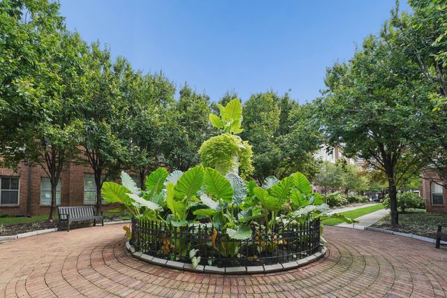 47 Victorian Gate Way, Columbus, OH 43215