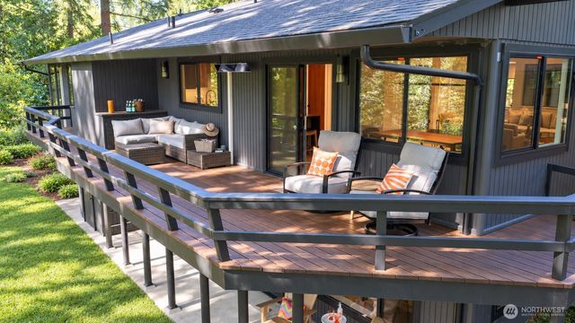 22016 Vine Road, Brier, WA 98036
