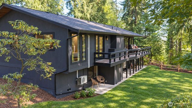 22016 Vine Road, Brier, WA 98036