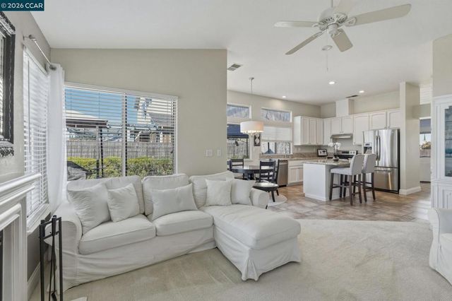 1713 Fairhaven Ct, Oakley, CA 94561