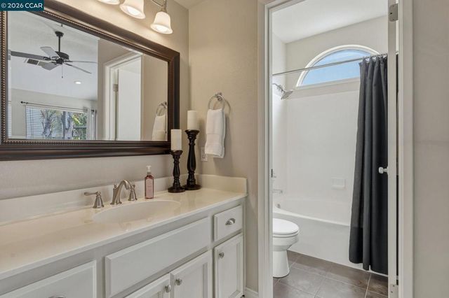 1713 Fairhaven Ct, Oakley, CA 94561