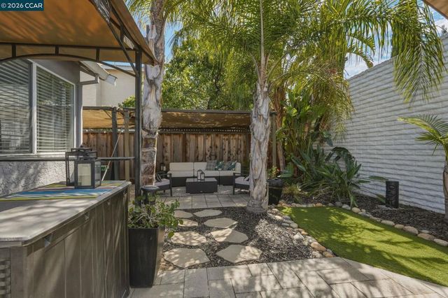 1713 Fairhaven Ct, Oakley, CA 94561