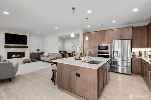 3803 199th Street SE, Bothell, WA 98012