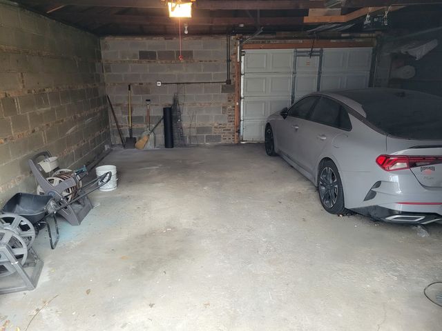 7330 S Oakley Avenue, Chicago, IL 60636