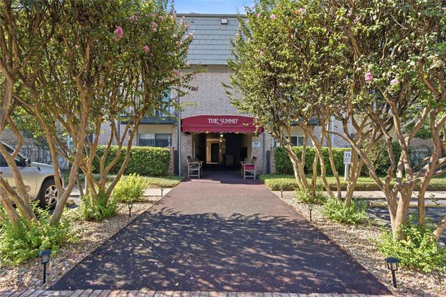 2425 Ashdale DR 90, Austin, TX 78757