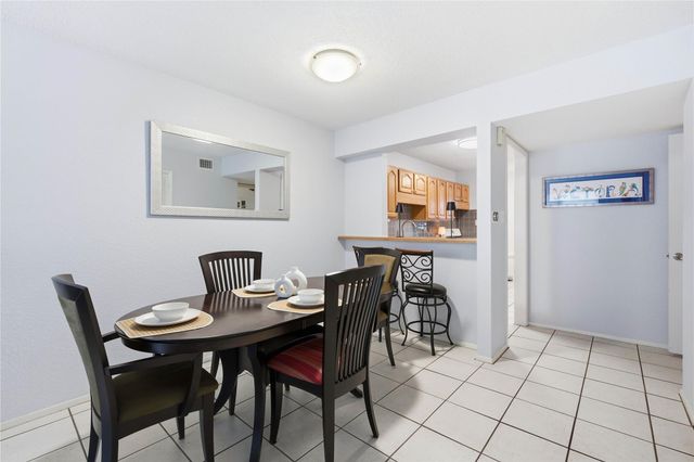 2425 Ashdale DR 90, Austin, TX 78757