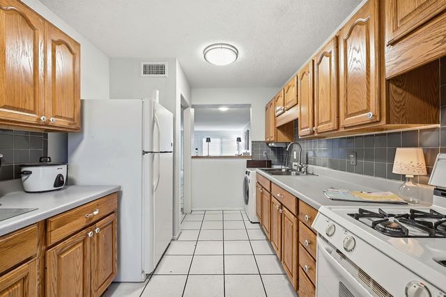 2425 Ashdale DR 90, Austin, TX 78757