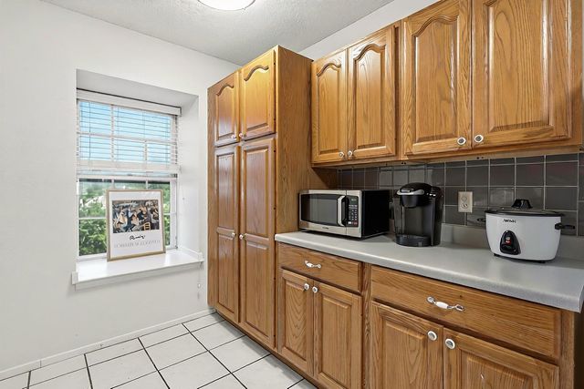 2425 Ashdale DR 90, Austin, TX 78757