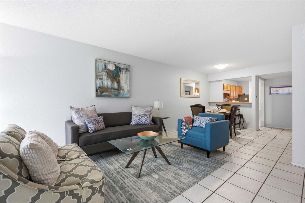 2425 Ashdale DR 90, Austin, TX 78757