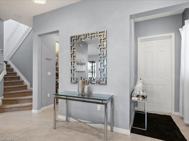 8812 Madrid CIR, Naples, FL 34104