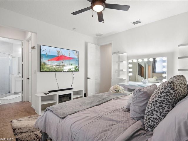 8812 Madrid CIR, Naples, FL 34104