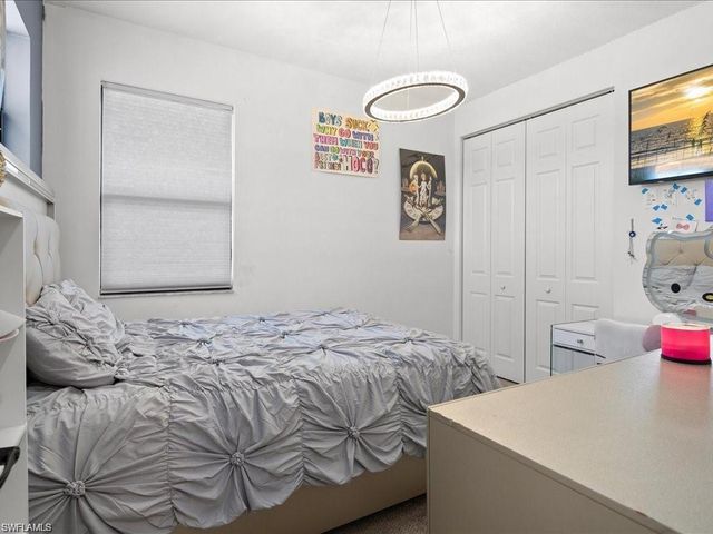 8812 Madrid CIR, Naples, FL 34104