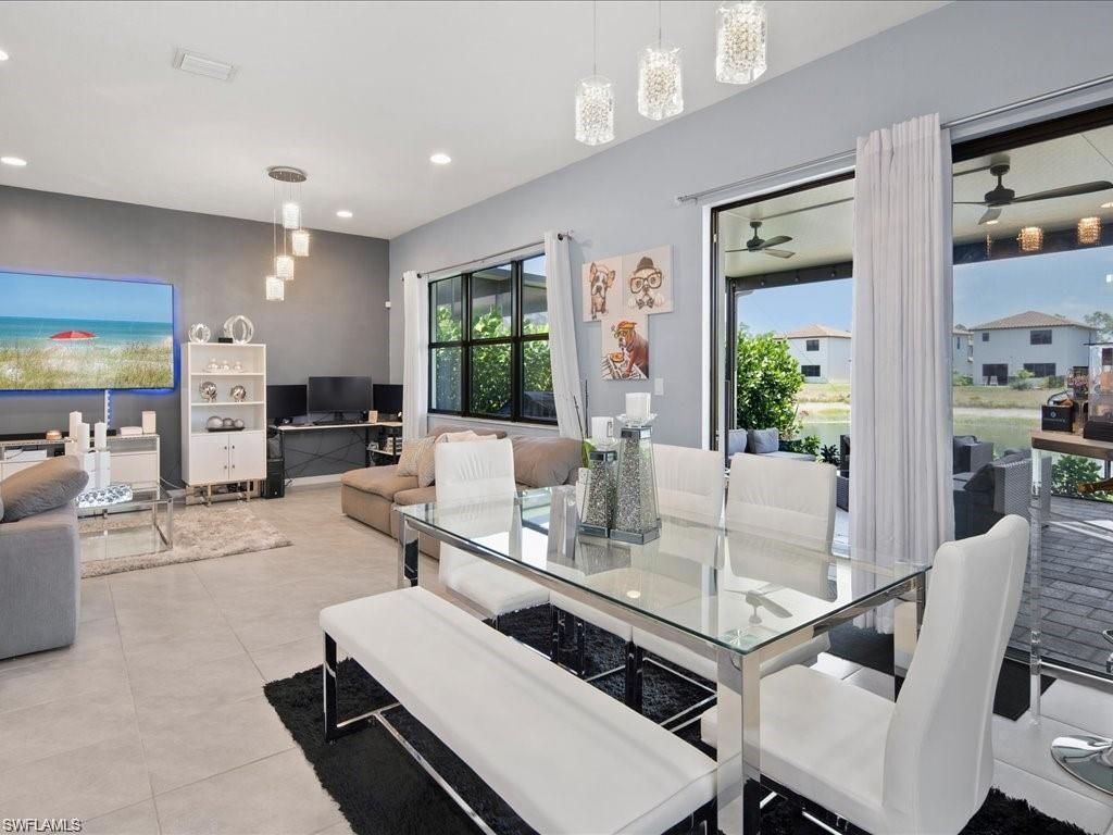 8812 Madrid CIR, NAPLES, FL 34104 — photo 4