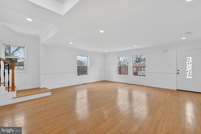 1242 ANACOSTIA RD SE, Washington, DC 20019