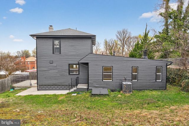 1242 ANACOSTIA RD SE, Washington, DC 20019