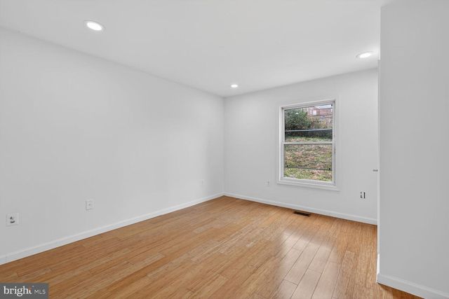 1242 ANACOSTIA RD SE, Washington, DC 20019